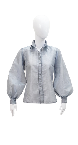 Sport neck blouse with oversize tie